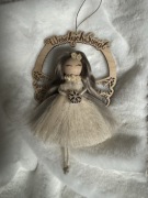 Aniołek z makramy „ bombka” na choinkę 