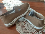 Nowe buty letnie r41,wkładka 26,4cm,kolor khaki,wygodne,przewiewne,miękkie 