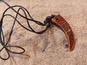 Naszyjnik - kieł - brązowy