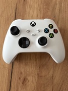 Oryginalny pad Xbox series Biały