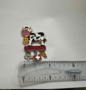 Magnes na lodówkę - 672f. SZWAJCARIA z przywieszkami 