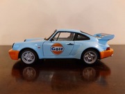 Model Porsche 911 Carrera RS 1:24, oświetlenie, dźwięk silnika, jakość ok