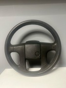 Kierownicą Passat B3