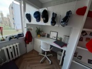 Łóżko piętrowe z biurkiem, półkami, szafą i materacem IKEA