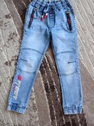 Spodnie dla chłopca rozmiar 122