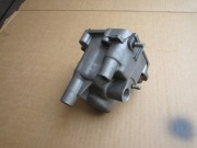 Tylna pokrywa skrzyni biegów Fiat 126