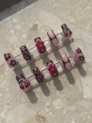 Press on nails / tipsy 