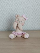 Miś dziewczynka figurka z masy cukrowej