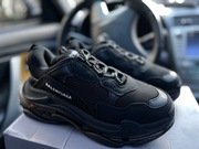 BALENCIAGA Czarne sneakersy TRIPLE S 41