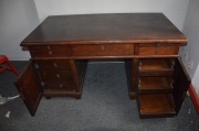 biurko zabytkowe przedwojenne