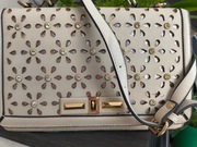 Beżowa szara torebka z cyrkoniami lookit collection 