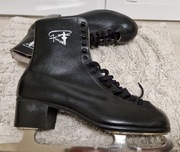 Nowe łyżwy Piruet firmy Polsport