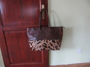 Torba damska ze skory na ramie, duza na wypady , i w podroz. Piekna