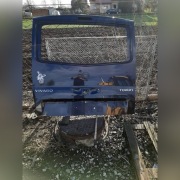 Tylna klapa USZKODZONA Opel vivaro