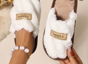 Damskie pluszowe kapcie 40