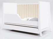 Łóżeczko dziecięce drewniane