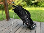 1 zestaw męski (torba +10 kijów) zestaw damski (torba +10 kijów)