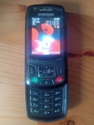 Unikat telefon komórkowy Samsung SGH-Z400 + bateria i ładowarka 