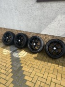 Felgi aluminiowe Aluett i opony letnie Pirelli