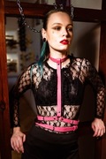 Harness BDSM Punk Goth Metal - Różowa obroza z pasem i łączeniem - TotenKot