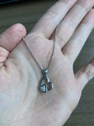 W. Kruk Srebrny naszyjnik z motywem serc oraz cyrkoniami