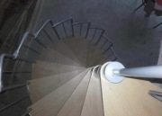 Schody kręcone solidne używane 