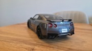 Nissan GT-R 1:18 Motorhelix