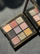 Huda Beauty - paleta cieni 