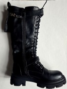 Workery z ozdobną kieszonką 