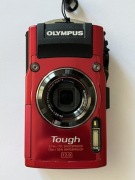 Aparat cyfrowy Olympus Tough wodoodporny do 15 m głębokości.