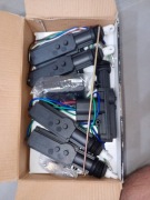 centralny zamek uniwersalny 5 drzwi, 2 piloty, nowy