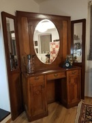 Toaletka zabytek po restauracji