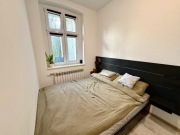 Czarne łóżko Nordli IKEA 160x200 + zagłówek + materac Morgedal IKEA