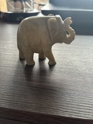 figurka słoń z kamienia