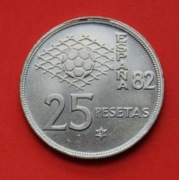 25  Peset    1980 r  -   Hiszpania  / gwiazdka  81 /    stan !!