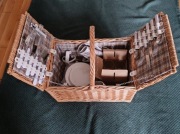 KOSZ piknikowy z wikliny dla 4 osób nowy 