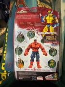 Marvel Legends Wolverine Black Costume Red Hulk BAF Hasbro