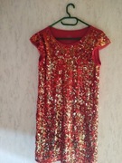 Sukienka czerwona elegancka , przód cekiny i podszewka rękaw falbanki 