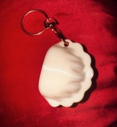 Uroczy brelok w kształcie pierożka dumpling 