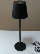 Bezprzewodowa lampa stołowa LED Ember (IP44)