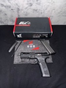 ICS BLE XAE Green Gas Czarny – replika pistoletu Blow Back