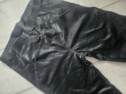 Modelujace leginsy Śliski materiał 