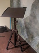 Adam Hall Statyw Pod Laptop Maschine Ableton Push Gramofon DJ inne