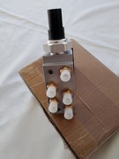 BLOK ZAWOROWY ZAWIESZENIA ROZDZIELACZ MERCEDES CLS C219 E-CLASS S211 W211