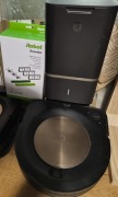 Robot sprzątający iRobot roomba s9+ że stacja dokująca 