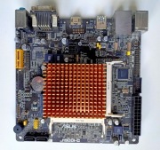 ASUS J1900I-C Mini-ITX