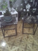 Stojak na kwiaty w stylu loft z blatem granitowym