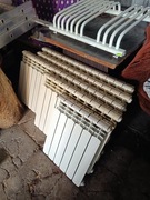 Zestaw grzejników żeberkowych aluminiowych. 5 sztuk