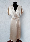 Satynowa sukienka kopertowa w roz S/M. 