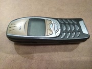 Nokia 6310i  uszkodzona